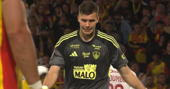 Fatalny błąd polskiego bramkarza. Zawalił mecz swojemu zespołowi w Ligue 1. Dramat Radosław Majeckiego (VIDEO)